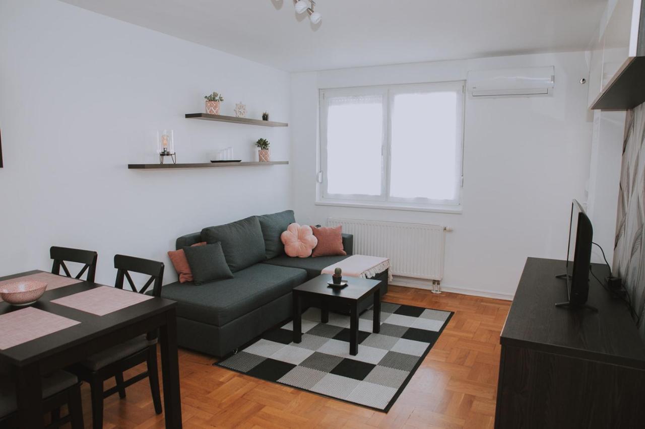 Apartment Nika, Arena Zagreb Extérieur photo